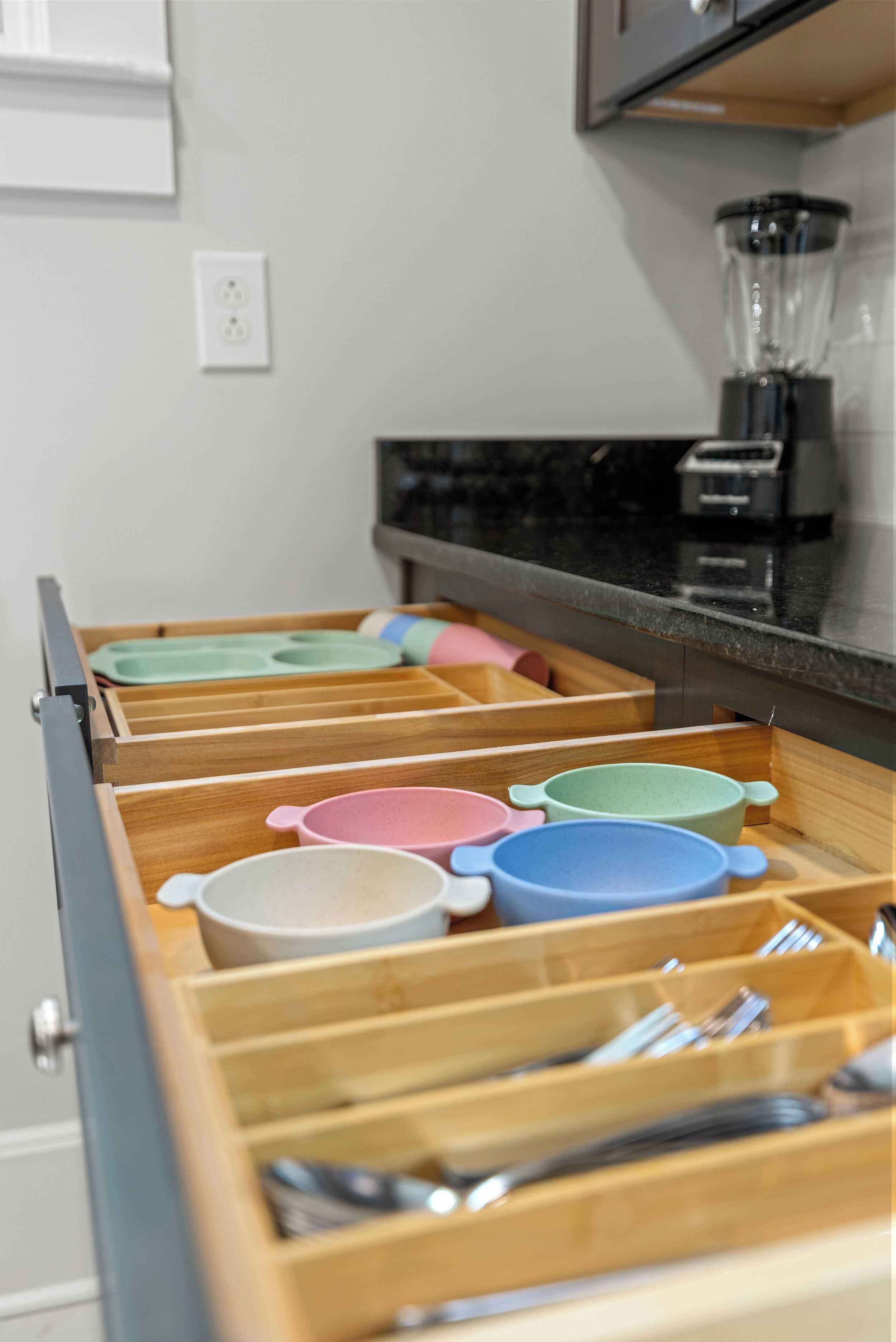 For our young guests, we've got you covered with kid friendly dinnerware.