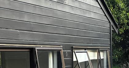 Tranquil retreat in close proximity to Auckland