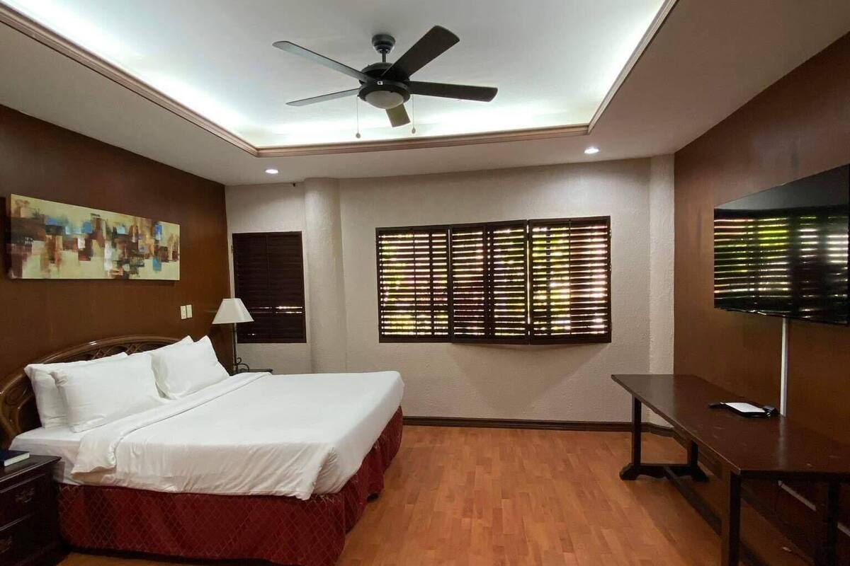 Executive Suite, Resort View | Room amenity