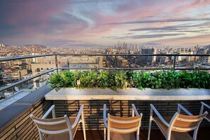 Vue sur la ville depuis l’hébergement 