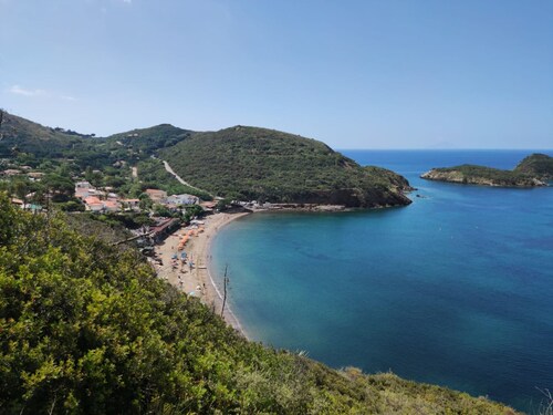 A DUE PASSI DAL MARE - A DUE PASSI DAL MARE