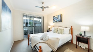 3 bedrooms, WiFi, bed sheets