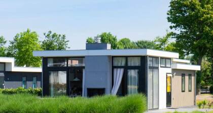 Chalet on the Water at the Beautiful Veluwemeer