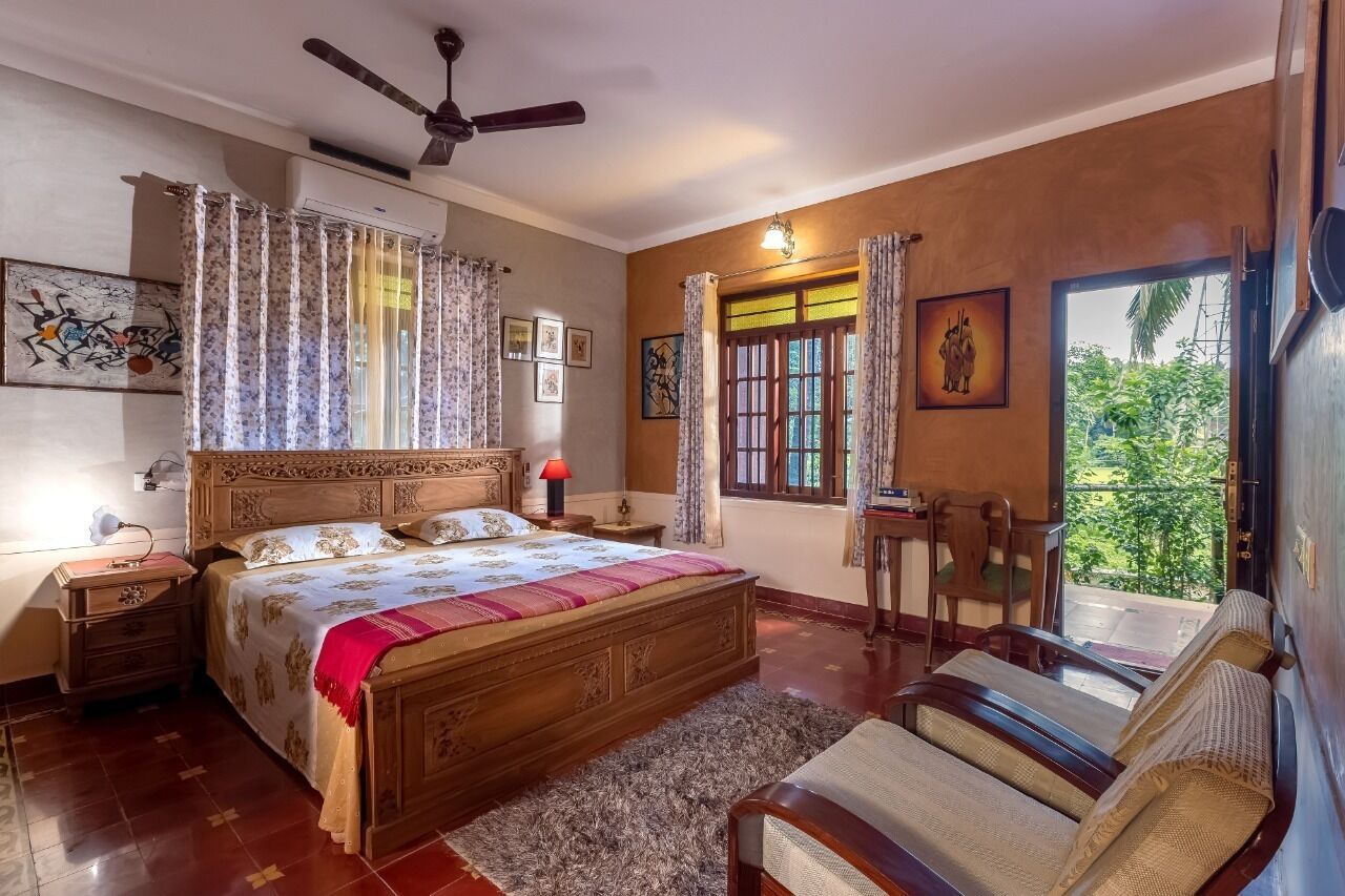 3 bedrooms, desk, iron/ironing board, free WiFi