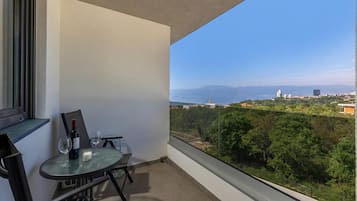 Standard Apartment, Multiple Bedrooms (Apartment One Kostrena) | Outdoor dining