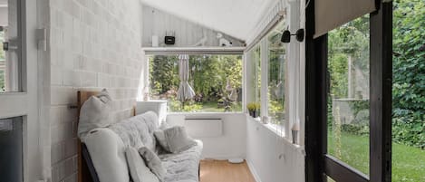 Smart TV y chimenea