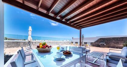 Lanzarote Paradise - Pool, AACC and BBQ By LVH