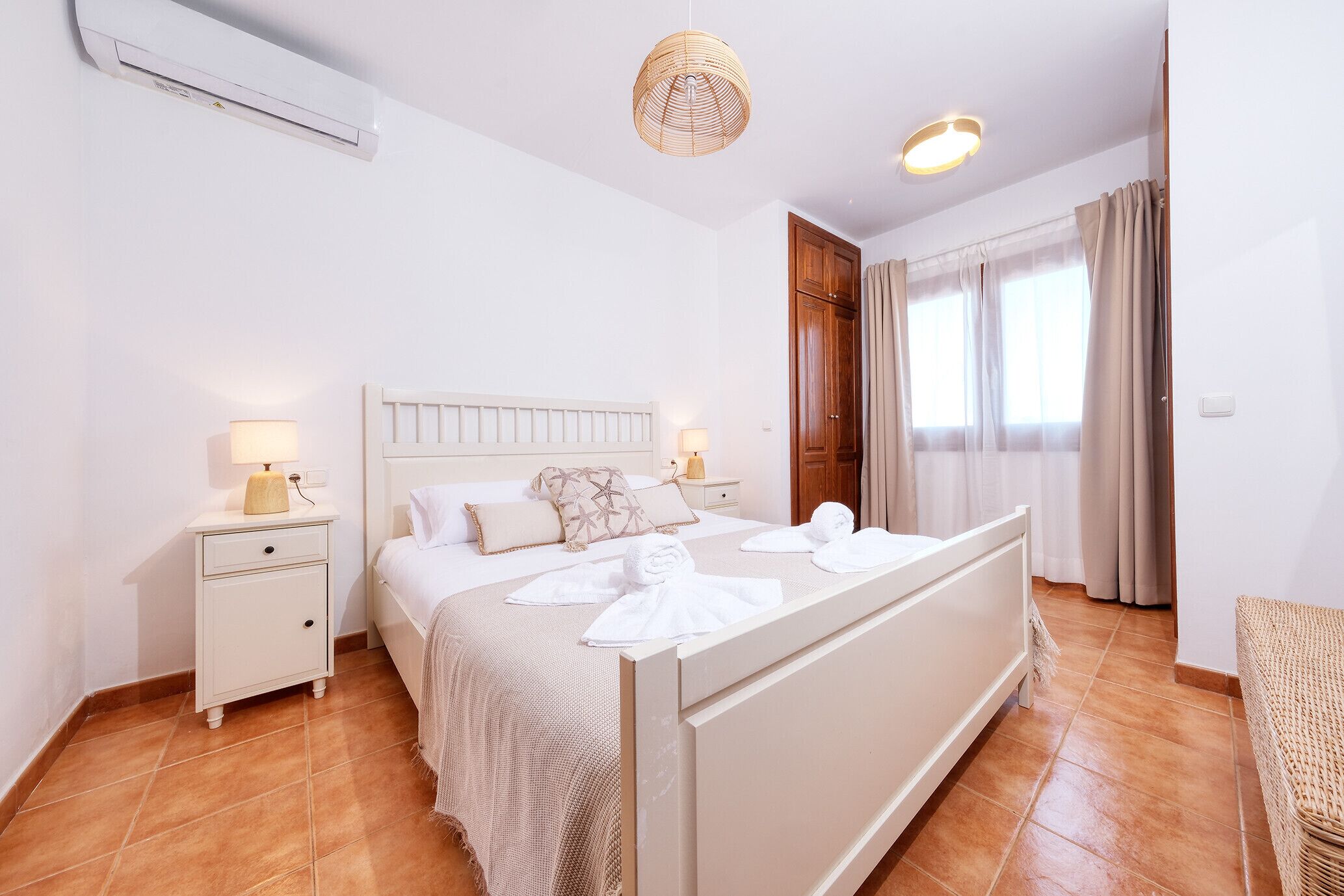 3 chambres, bureau, fer et planche à repasser, Wi-Fi gratuit