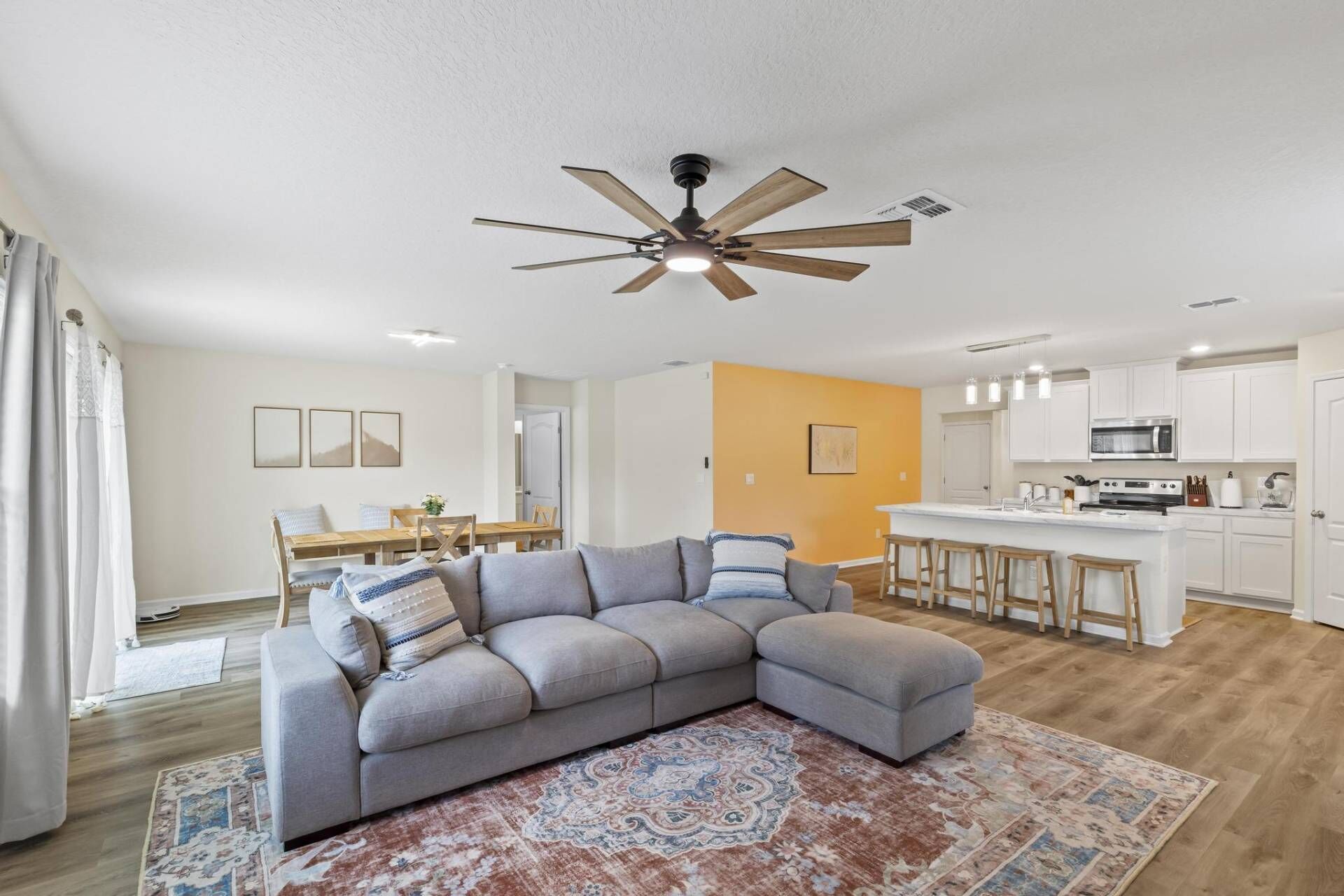 Beachy Keen Retreat | Palm Coast | Close To Golf & Beach | Dog Friendly | Garage Access