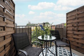 Exterior - Wroclaw Apartment With Bathub by Renters (Wroclaw)