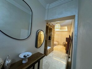 2 bedrooms, Internet