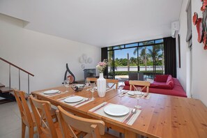 Design Villa, 3 Bedrooms, Garden View | In-room dining - Designer 3BR Pool Access Villa Argent 8 (Thep Krasattri)