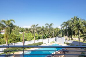 Villa Design, 3 chambres, vue jardin | Vue de la chambre