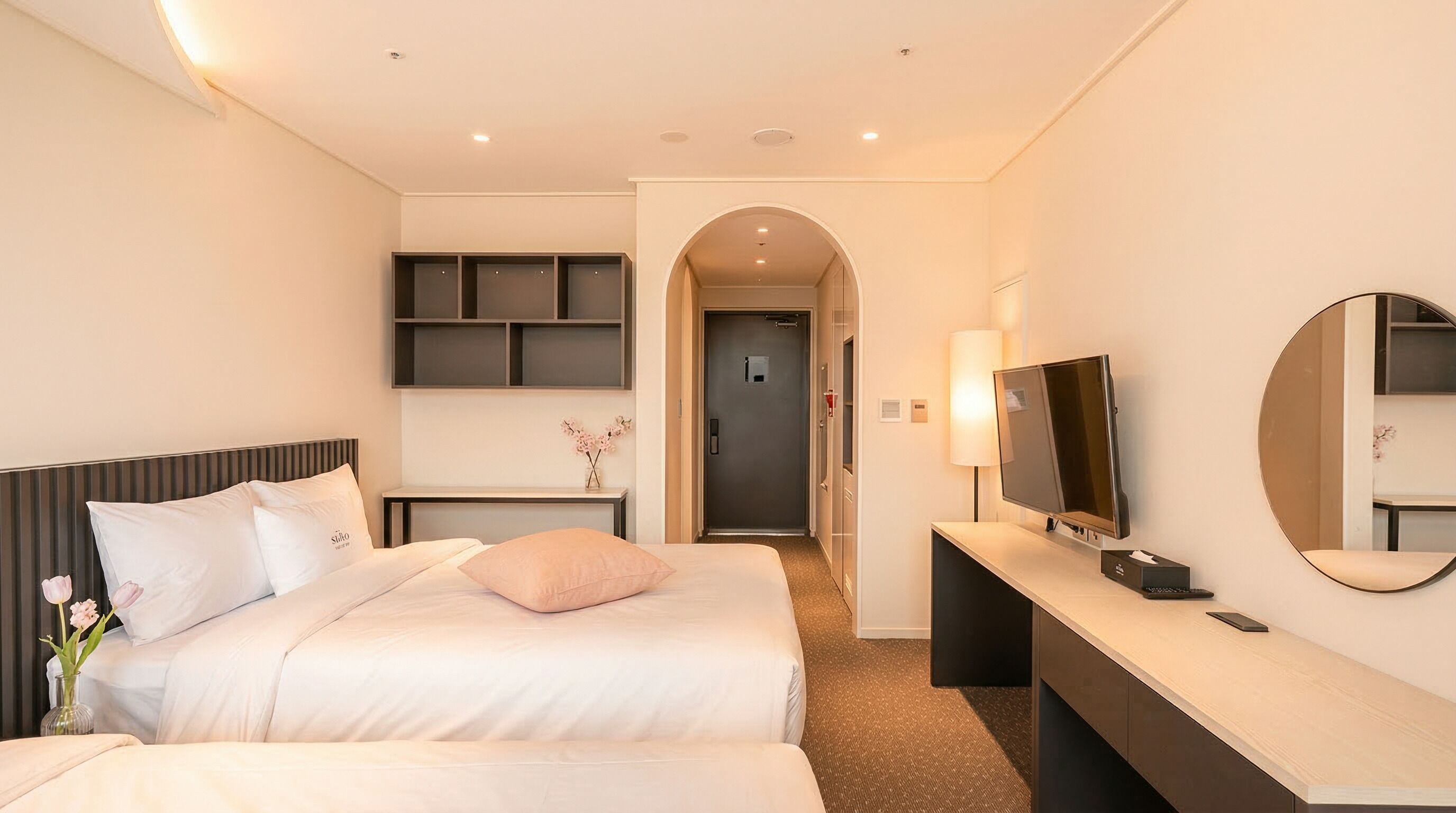 隔音、免费 WiFi、床单