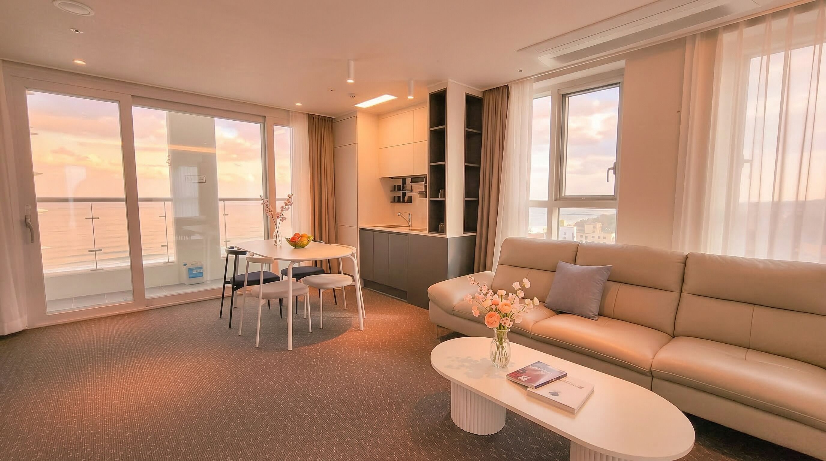 全景开间套房 | 隔音、免费 WiFi、床单