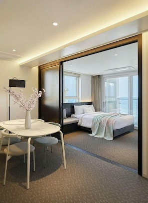 Club Sota Family Half City | Phòng cách âm, truy cập Internet không dây mi ễn phí, bộ trải giường 