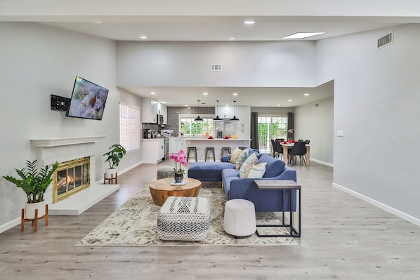 Smart-TV, peis, videospill og PC-skjermer