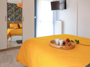 2 多间卧室、上网接入