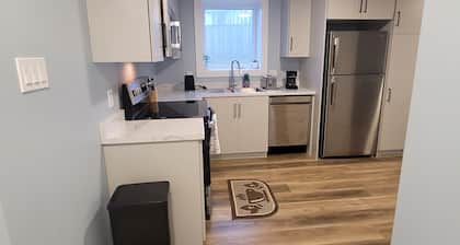 Relax with the whole family at this peaceful place to stay. Close to yyt.
