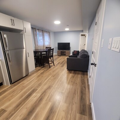 Relax with the whole family at this peaceful place to stay. Close to yyt.