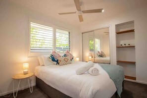 4 soverom, strykejern/-brett, wi-fi (inkludert) og sengetøy