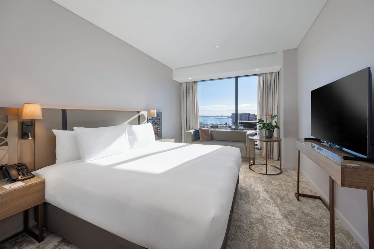 Deluxe King Harbour View Room