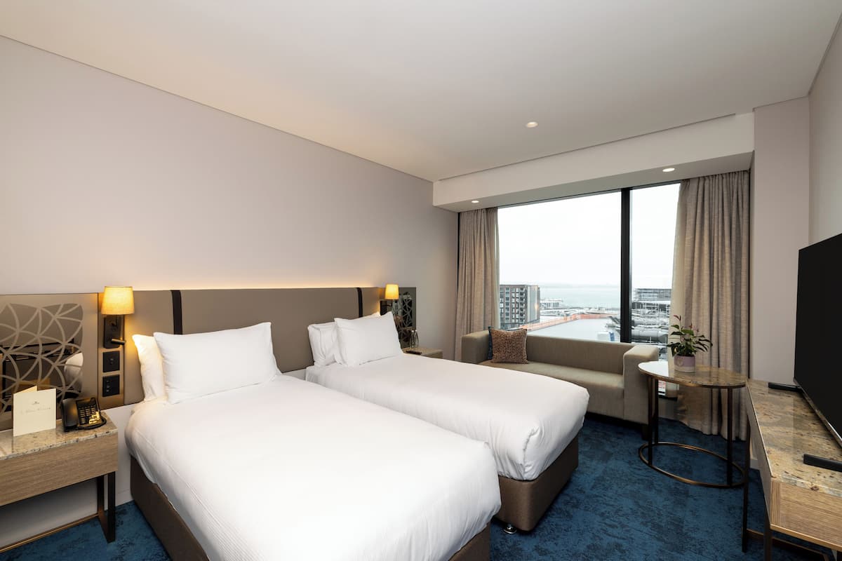 Deluxe Twin Harbour View Room