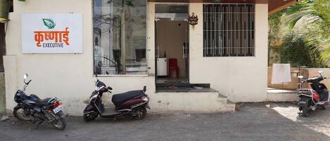 Fachada de la propiedad