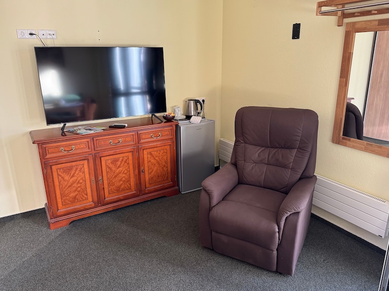 Double Room 4 - Bed & Breakfast Am Waldgürtel - Forst