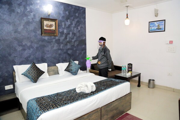 9 多间卧室、熨斗/熨衣板、WiFi、床单