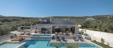 Beheizter Pool