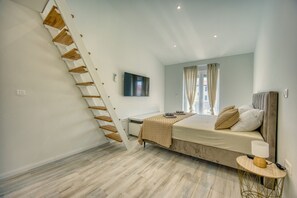 5 slaapkamers, een strijkplank/strijkijzer, gratis wifi, beddengoed