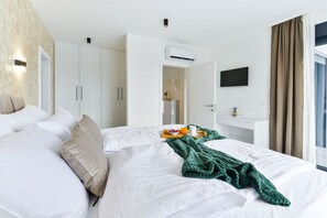 4 sovrum, strykjÀrn/strykbrÀda, gratis wi-fi och sÀngklÀder