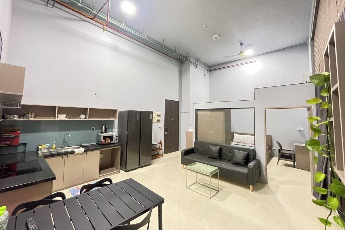Elite Condo, Balcony, Courtyard View | Desk, iron/ironing board, free WiFi