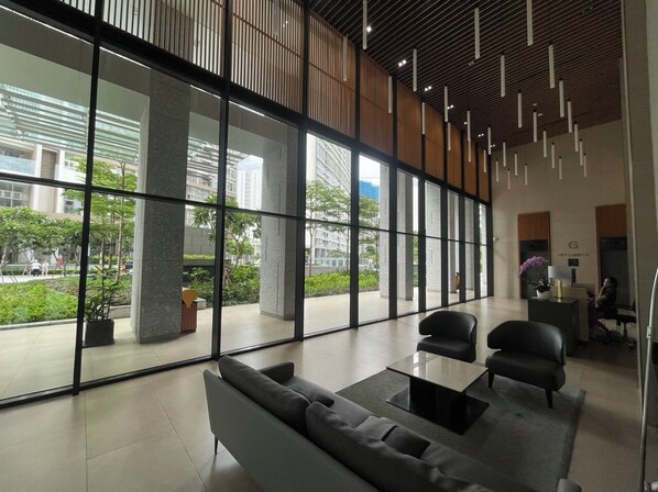 Reception - Midtown M7 & M8 - Vina We Stay (Ho Chi Minh City)