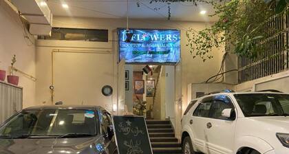 11Flowers Service Apartment By GRB