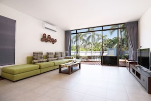 Interior - Stylish 3BR Pool Access Villa Argent 9 (Thep Krasattri)