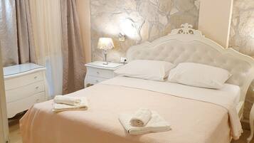 3 bedrooms, iron/ironing board, bed sheets