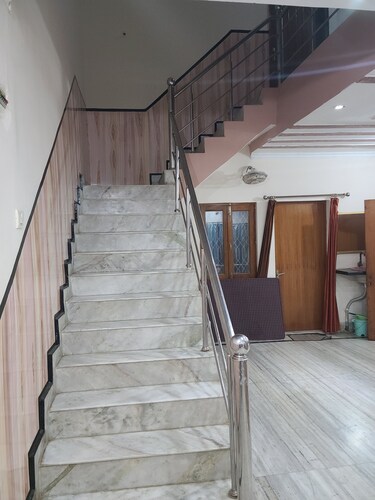 Shri Krishnashrya Seva Sadan By GRB