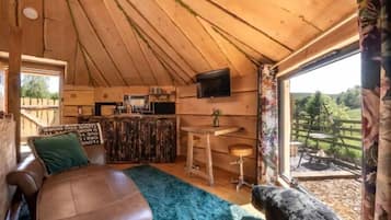 Luxury Cabin, 1 Bedroom (The Wee Bears Den) | Bed sheets