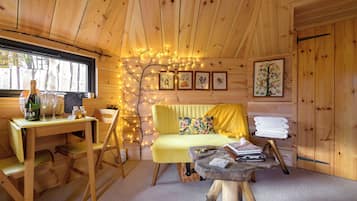 Luxury-Ferienhütte, 1 Schlafzimmer (The Wee Beehive)