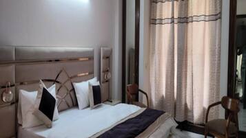 Room, 1 Bedroom, Smoking | 1 bedroom