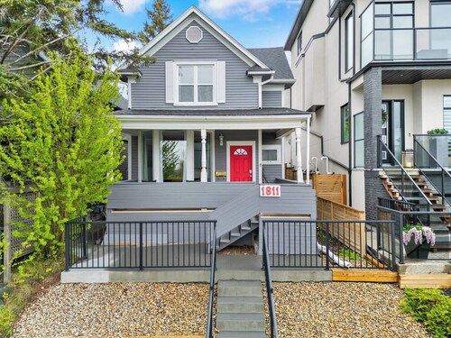 Century Casa - 3BDR, Sauna, Parking, Character