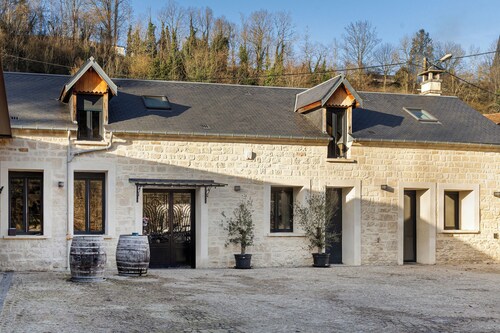  Elegante maison familiale en bord de forêt, à 1h de Paris