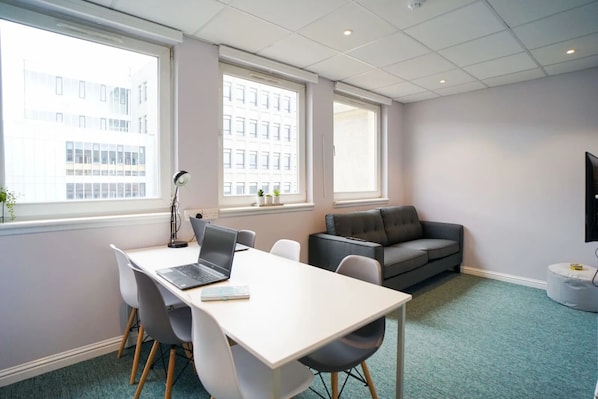 Interior - 8 Roxburgh (Edinburgh)