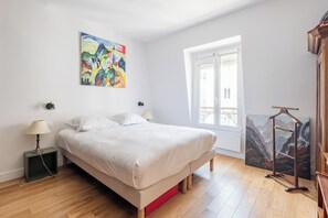 2 soverom, skrivebord, wi-fi og sengetøy