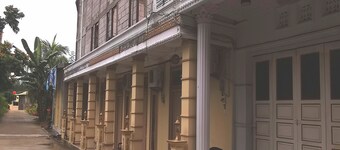 OYO 94078 Azzahra Homestay Syariah