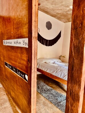 4 bedrooms, WiFi, bed sheets