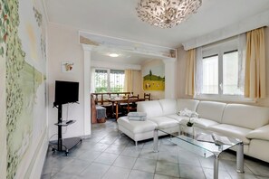 Living area - Villa Anita (Caslano)