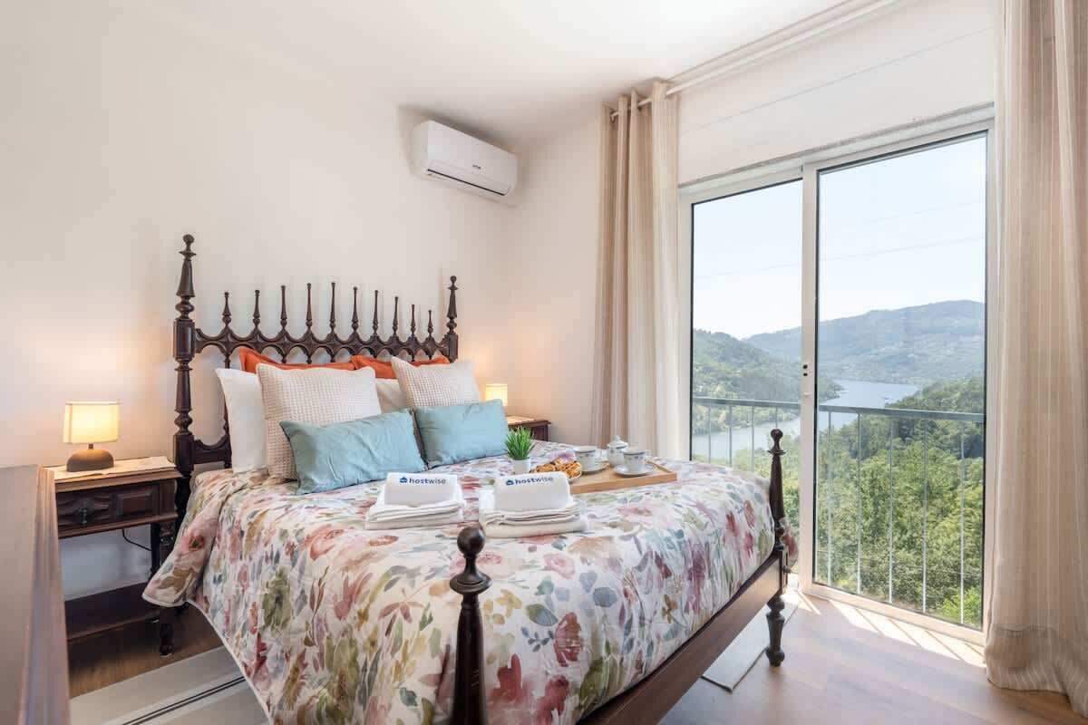 3 Schlafzimmer, Bügeleisen/Bügelbrett, WLAN, Bettwäsche